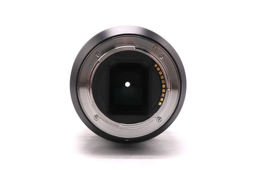 Sony FE 90mm f/2.8 Macro G OSS (SEL90M28G) в упаковке