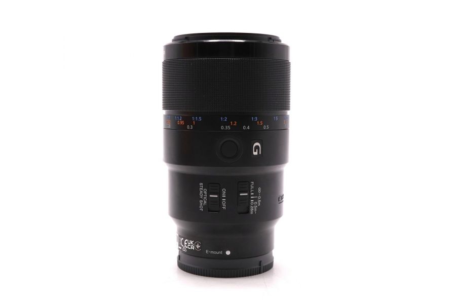 Sony FE 90mm f/2.8 Macro G OSS (SEL90M28G) в упаковке