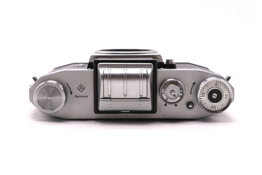 Плёночный фотоаппарат Porst Reflex FX2 body