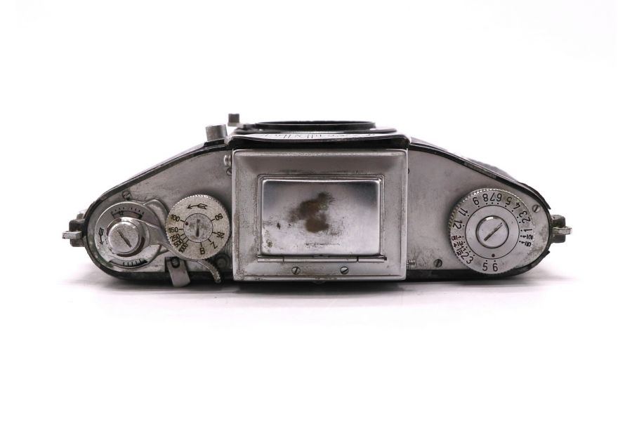 Редкий фотоаппарат Exacta II Jhagee Dresden body