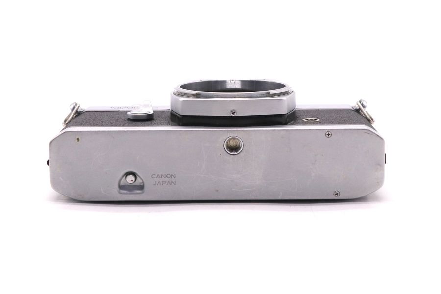 Пленочный зеркальный фотоаппарат Canon TLb body