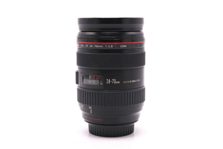 Объектив Canon EF 24-70mm f/2,8 L USM в упаковке