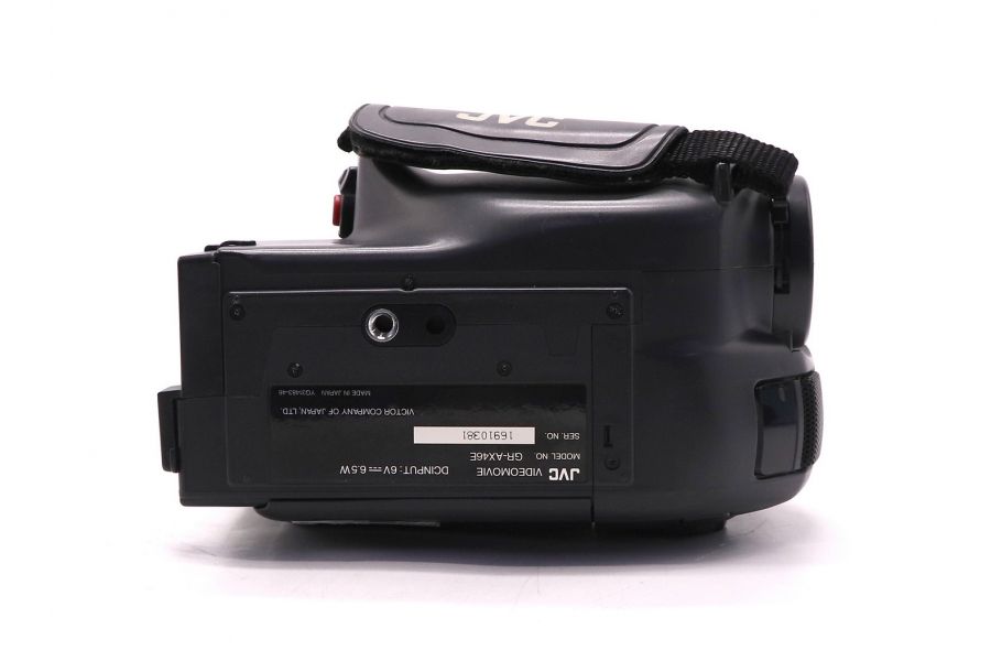 Видеокамера компактная аналоговая JVC GR-AX46