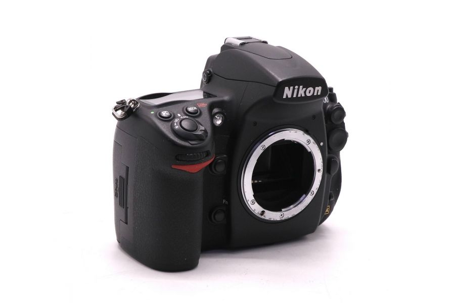 Nikon D700 body в упаковке (пробег 6365 кадров)