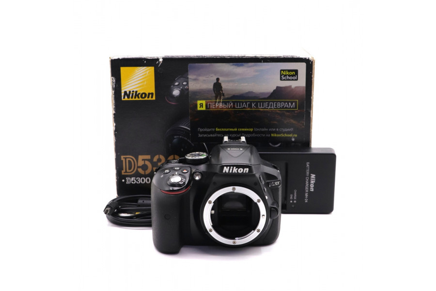 Nikon D5300 body в упаковке (пробег 10500 кадров)