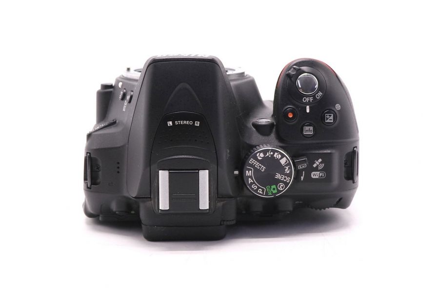 Nikon D5300 body в упаковке (пробег 8000 кадров)