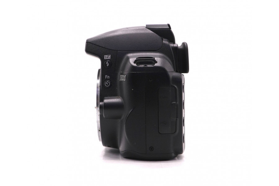 Камера Nikon D3000 body (пробег 6300 кадров)