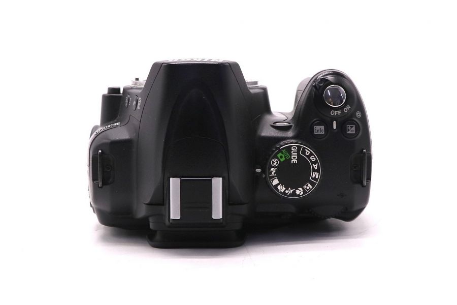 Камера Nikon D3000 body (пробег 6300 кадров)