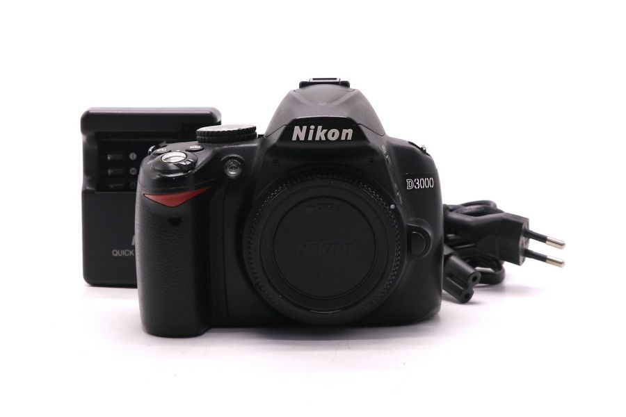 Камера Nikon D3000 body (пробег 6300 кадров)