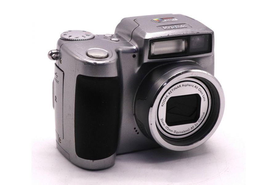 Kомпактная цифровая камера Kodak EasyShare Z700