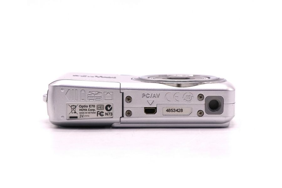 Компактная цифровая камера Pentax Optio Е70