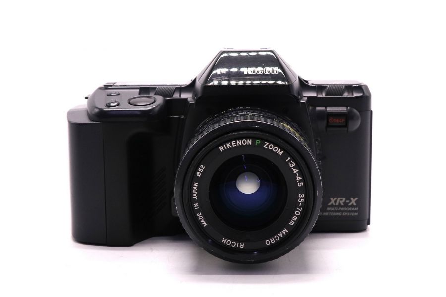 Плёночный фотоаппарат с ручным фокусом Ricoh XR-X kit