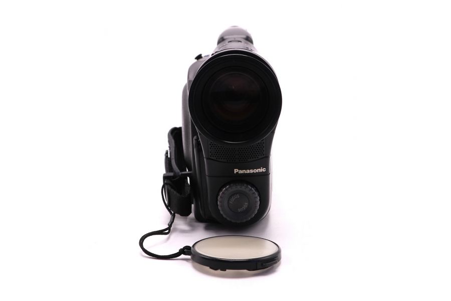 Видеокамера VHS-C Panasonic NV-RX20EN в упаковке