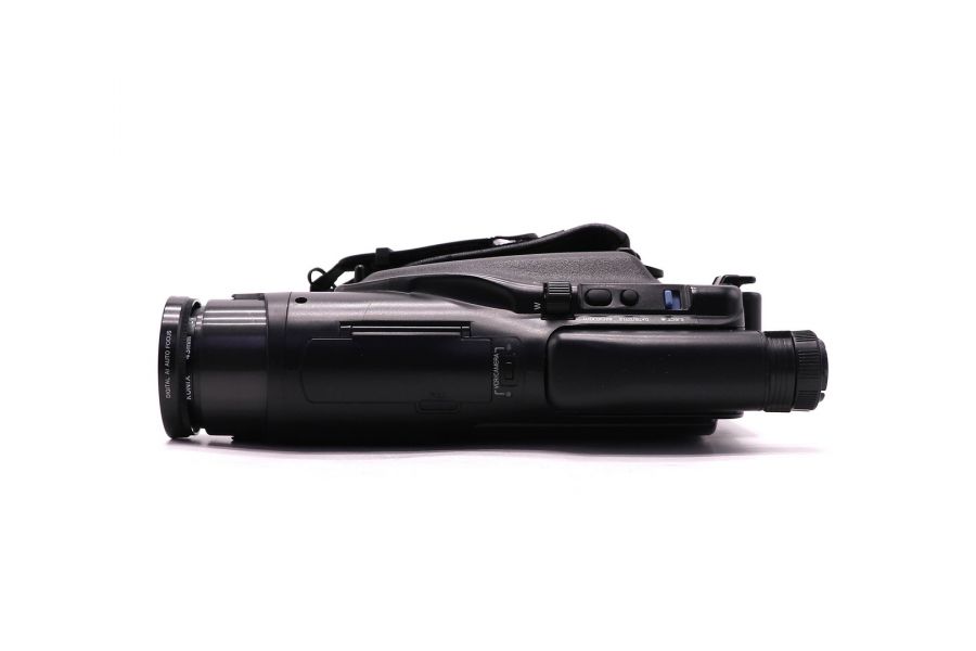 Видеокамера VHS-C Panasonic NV-RX20EN в упаковке