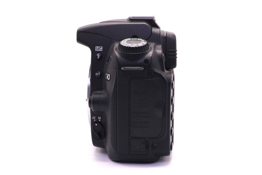Фотокамера Nikon D90 body (пробег 4810 кадров)