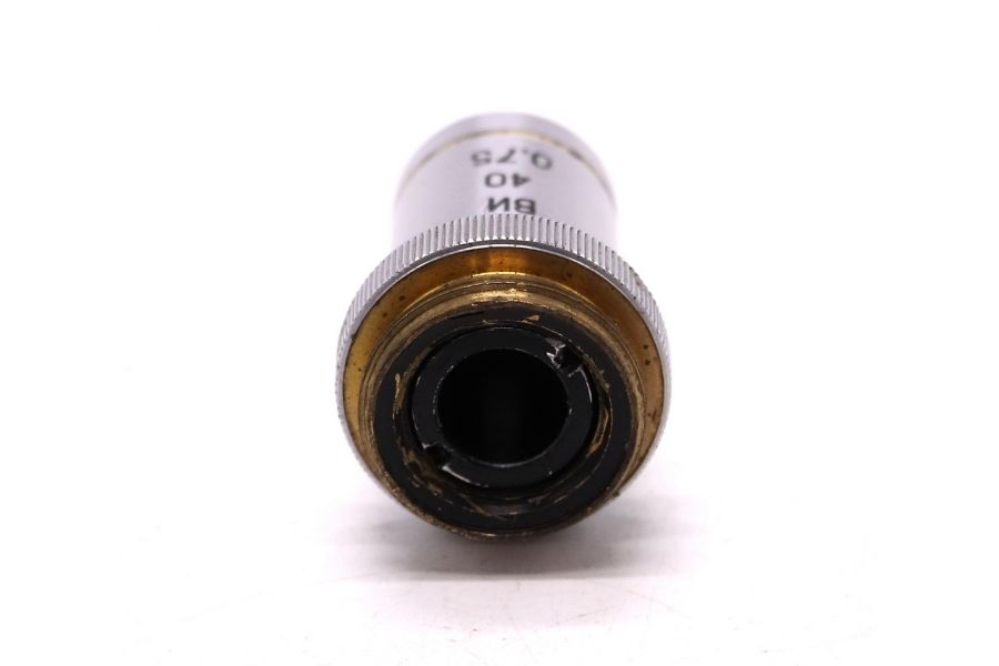 Объектив микроскопа ЛОМО ВИ 40х0.75 отличный