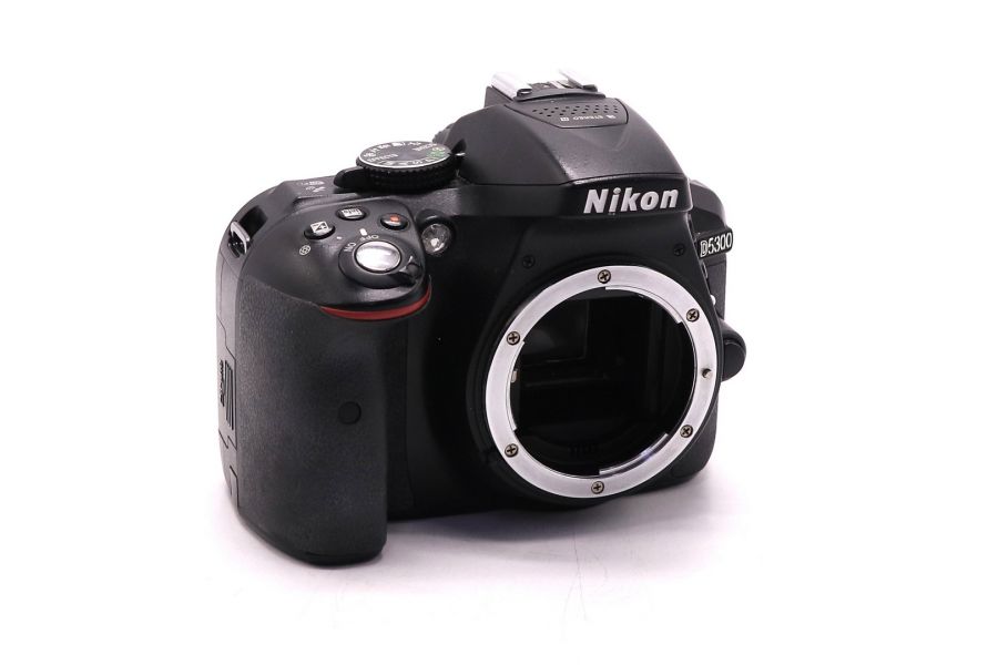 Nikon D5300 body в упаковке (пробег 43755 кадров)