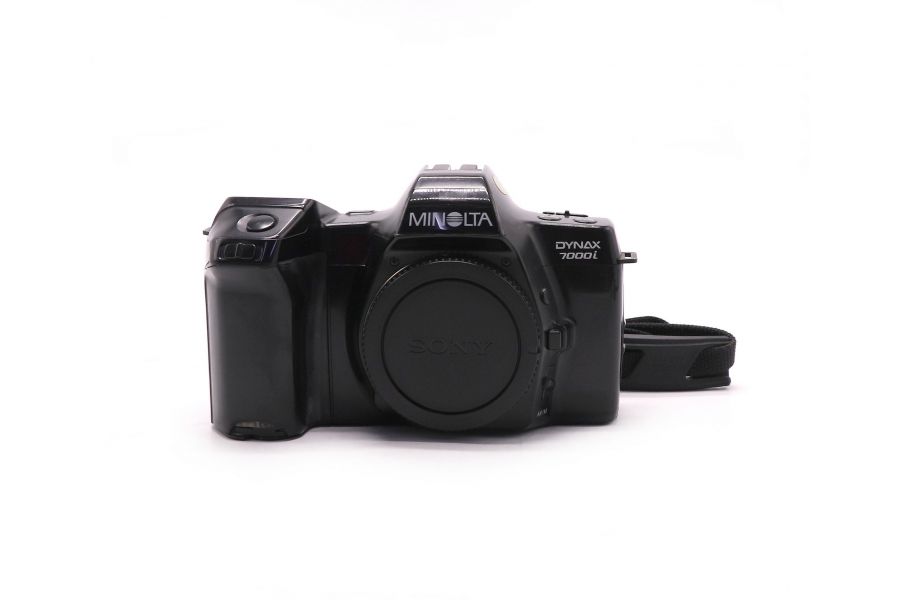 Пленочный фотоаппарат Minolta Dynax 7000i body