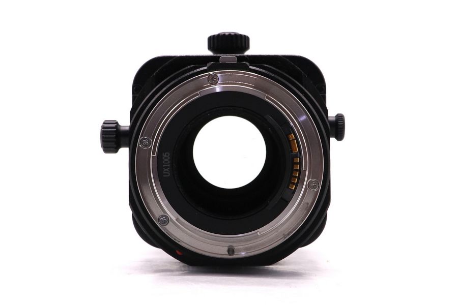 Canon TS-E 90mm f/2.8 с функцией наклона и сдвига