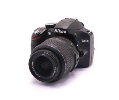 Фотокамера Nikon D3200 kit (пробег 12645 кадров)