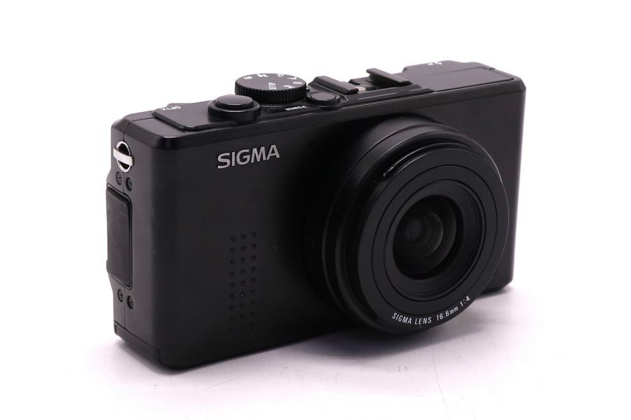 Цифровая компактная фотокамера Sigma DP1X