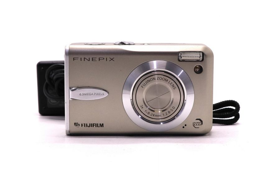 Компактная фотокамера Fujifilm FinePix F30