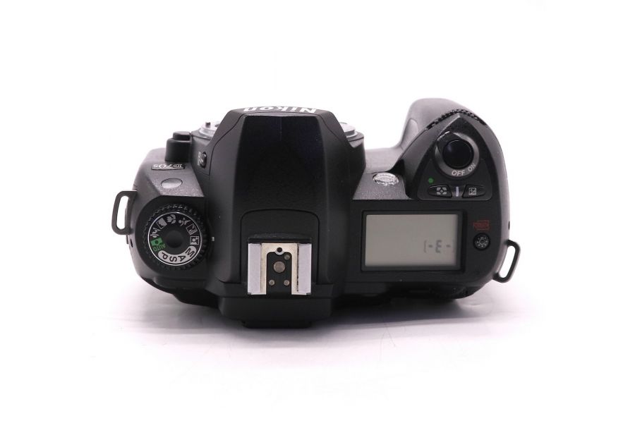 Фотокамера Nikon D70s body (пробег 13075 кадров)