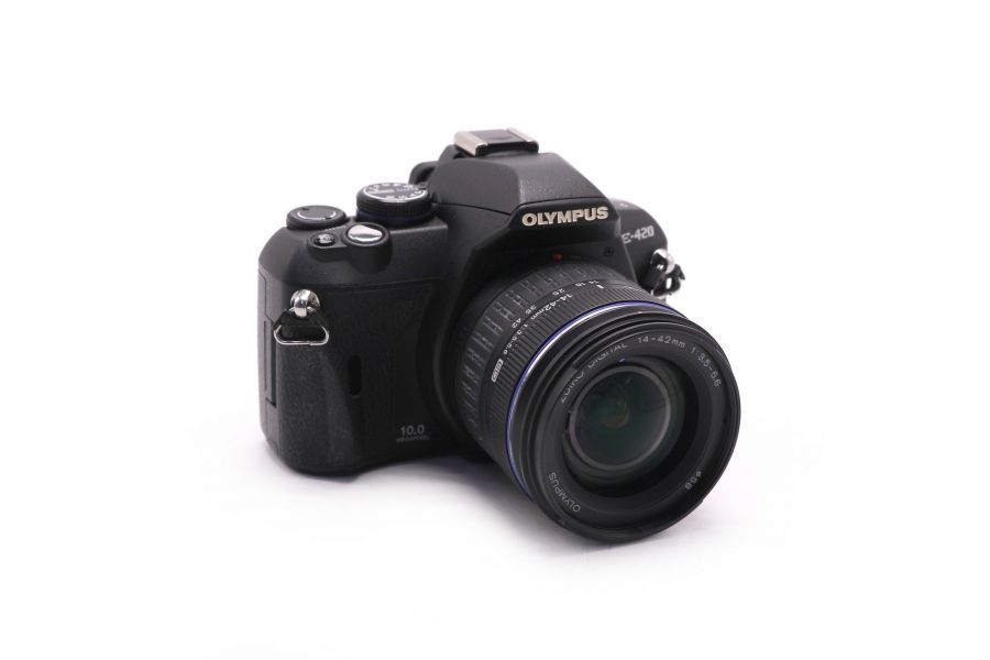 Фотокамера Olympus E-420 kit (пробег 29235 кадров)