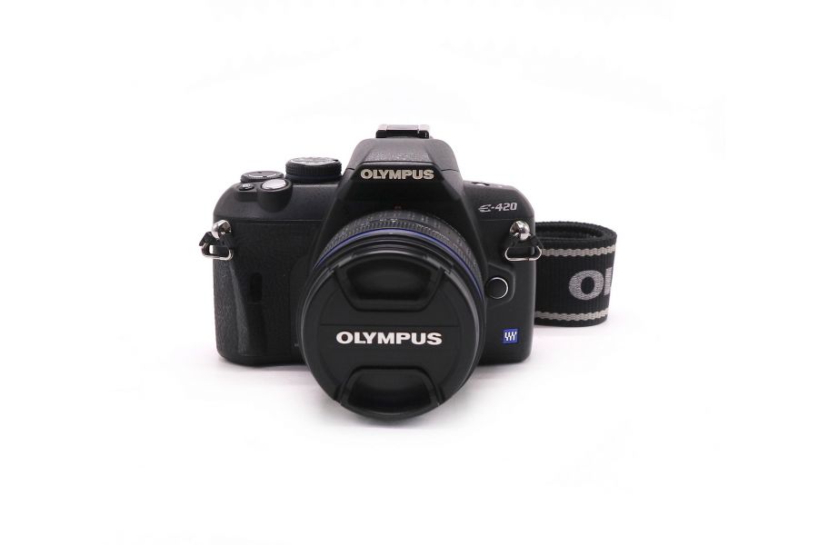 Фотокамера Olympus E-420 kit (пробег 29235 кадров)