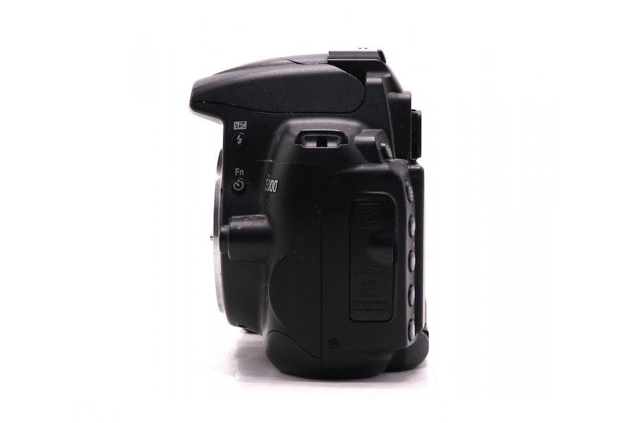 Фотоаппарат Nikon D5000 body (пробег 13850 кадров)