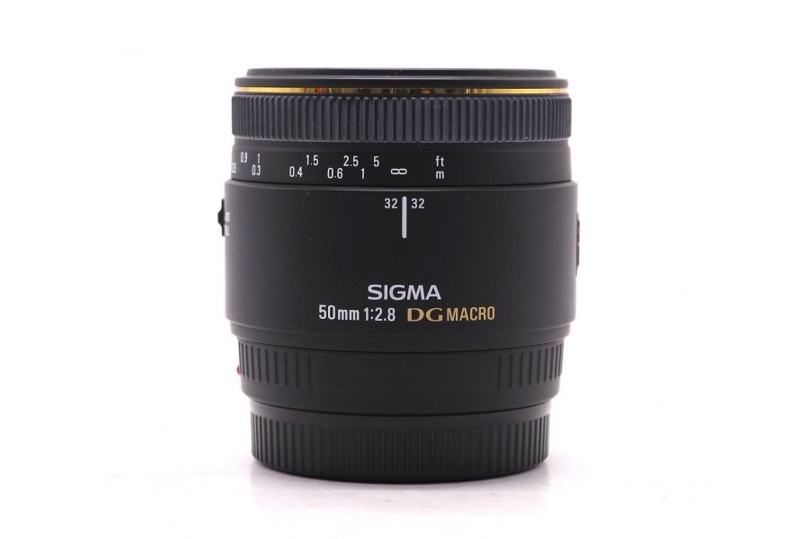Sigma AF 50mm f/2.8 EX DG Macro Sony A в упаковке
