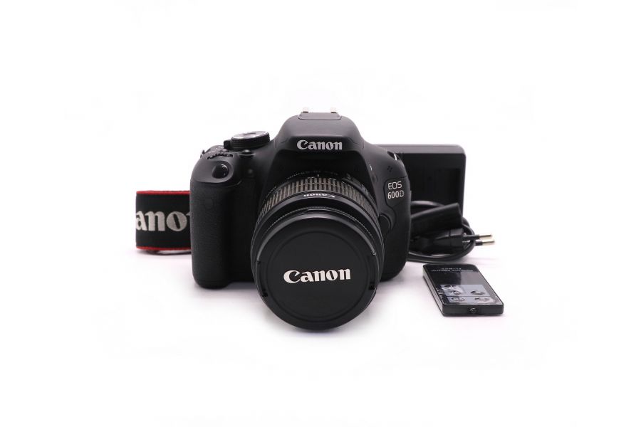 Фотоаппарат Canon EOS 600D kit (пробег 4500 кадров)