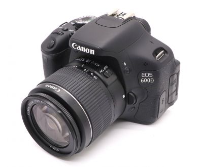 Фотоаппарат Canon EOS 600D kit (пробег 2090 кадров)