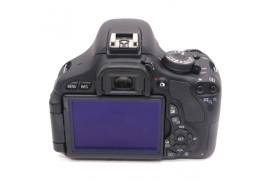 Фотоаппарат Canon EOS 600D kit (пробег 2090 кадров)