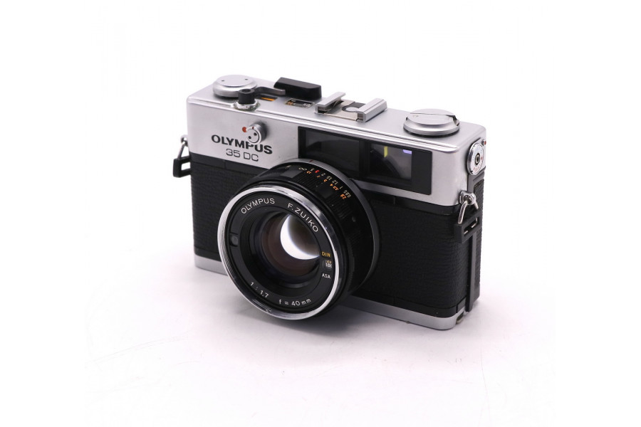 Плёночный компактный фотоаппарат Olympus 35 DC