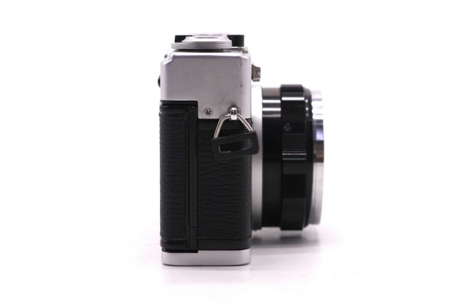 Плёночный компактный фотоаппарат Olympus 35 DC