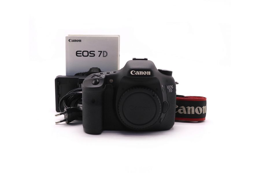 Фотоаппарат Canon EOS 7D body (пробег 12750 кадров)
