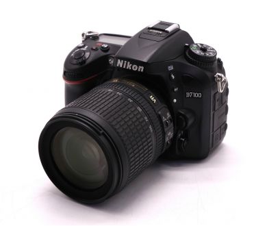 Nikon D7100 kit 18-105mm Nikkor (пробег 14755 кадров)