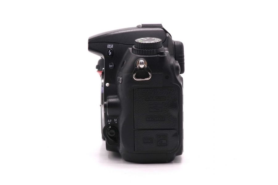 Фотокамера Nikon D7000 body (пробег 219800 кадров)