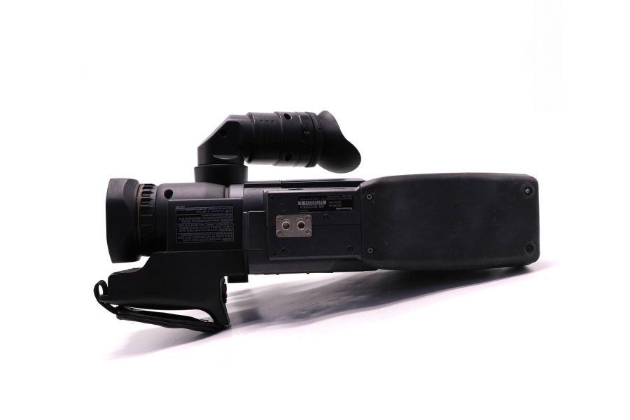 Видеокамера плечевая Panasonic AG-DVC62EN