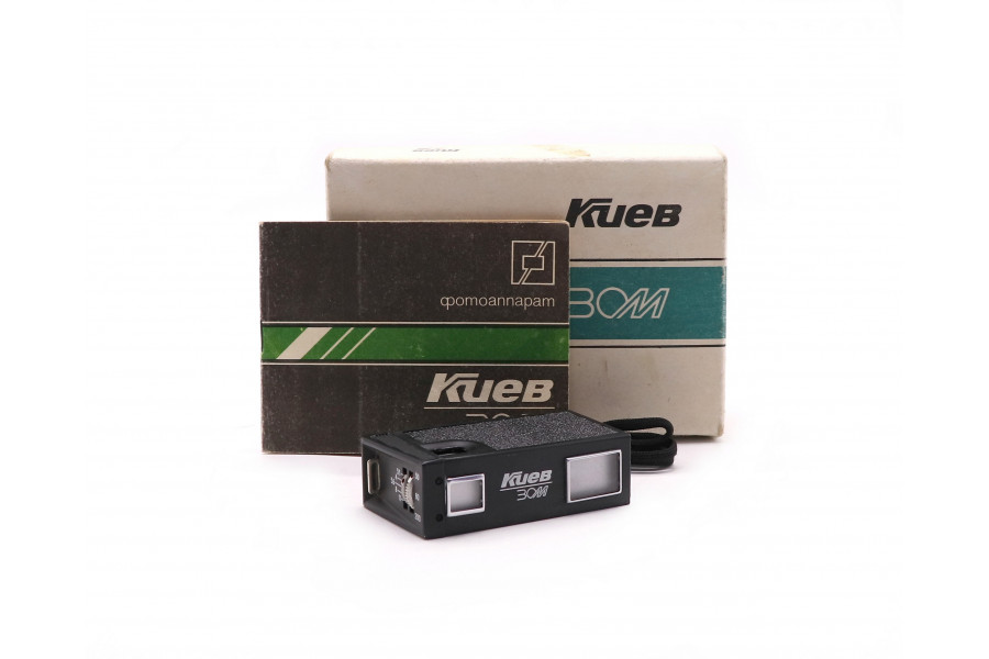 Советский шкальный фотоаппарат Киев 30М в упаковке