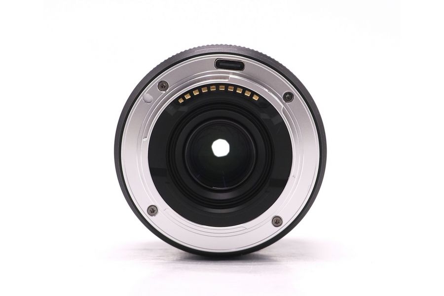 Viltrox AF 25mm f/1.7 для Sony E в упаковке