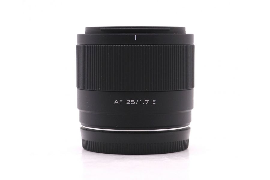 Viltrox AF 25mm f/1.7 для Sony E в упаковке