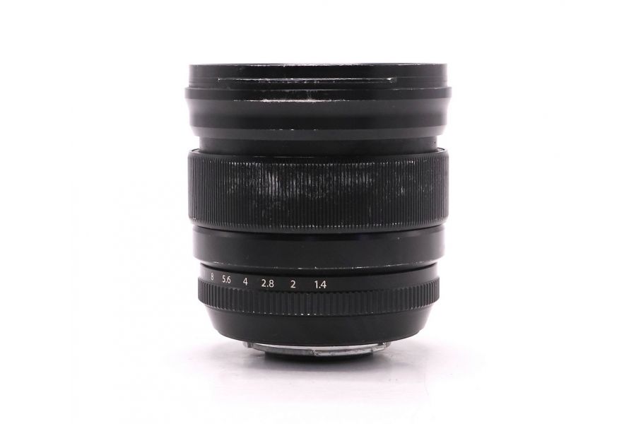 Широкоугольный объектив Fujifilm XF 16mm f/1.4 R WR