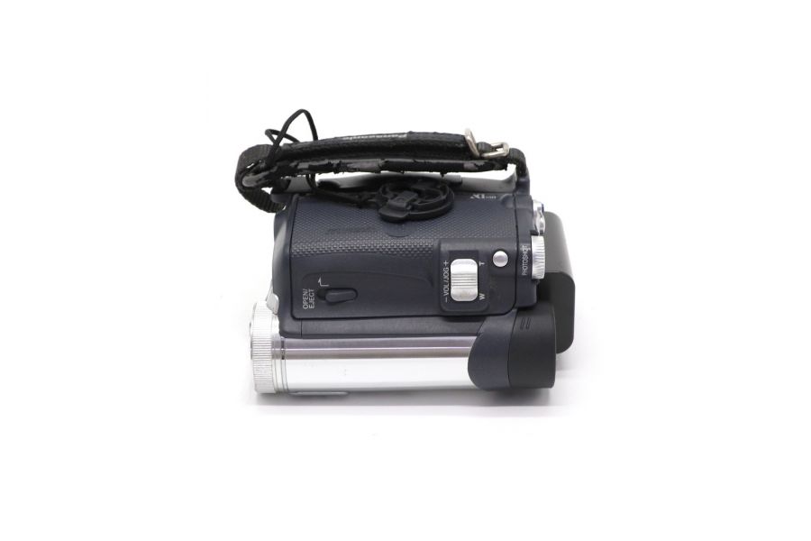 Видеокамера Panasonic NV-GS15GC в упаковке