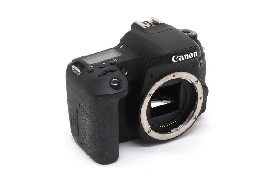 Фотокамера Canon EOS 77D body (пробег 28465 кадров)
