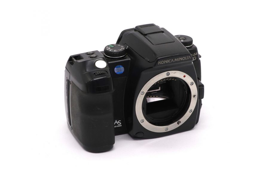 Фотоаппарат зеркальный Konica Minolta Dynax 5D body