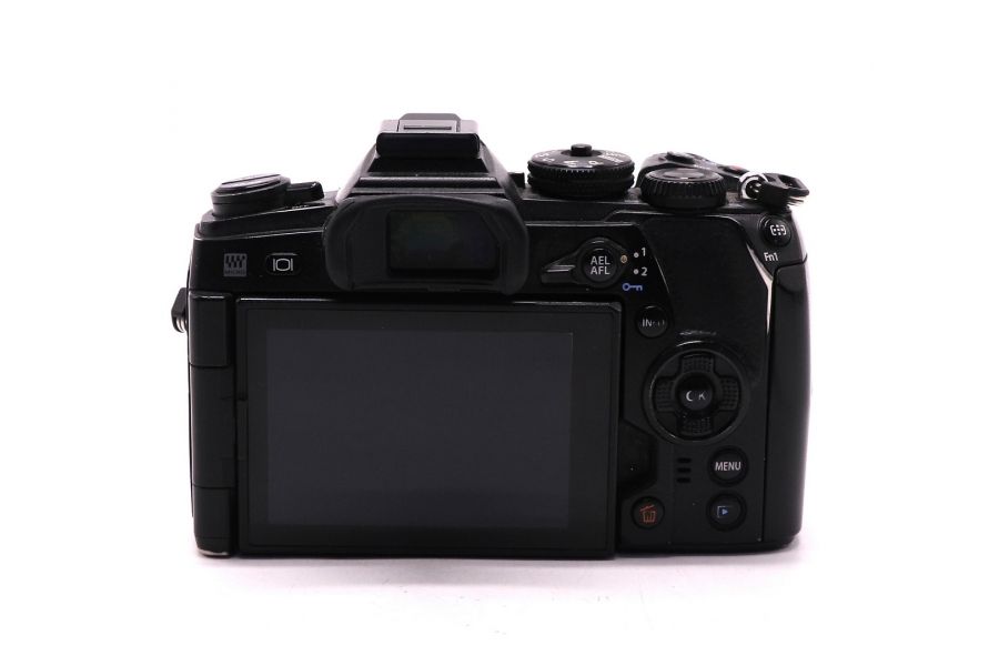 Olympus OM-D E-M1 Mark II body (пробег 133635 кадров) в упаковке