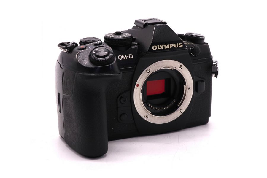 Olympus OM-D E-M1 Mark II body (пробег 133635 кадров) в упаковке