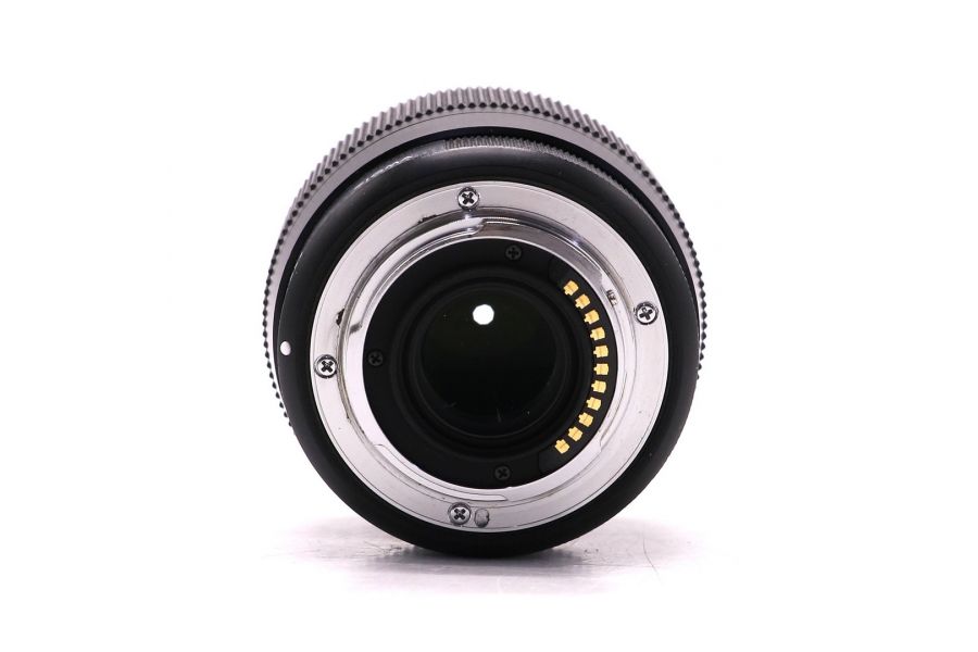 Sigma 56mm f/1.4 DC DN Contemporary Micro 4/3 в упаковке